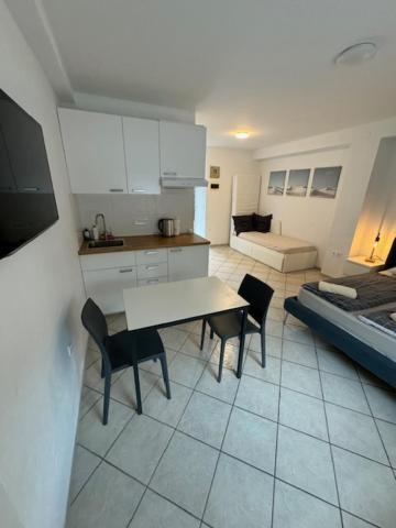 Cozy Flat Near Tivoli Park With Free Parking Apartment Ljubljana Exterior photo